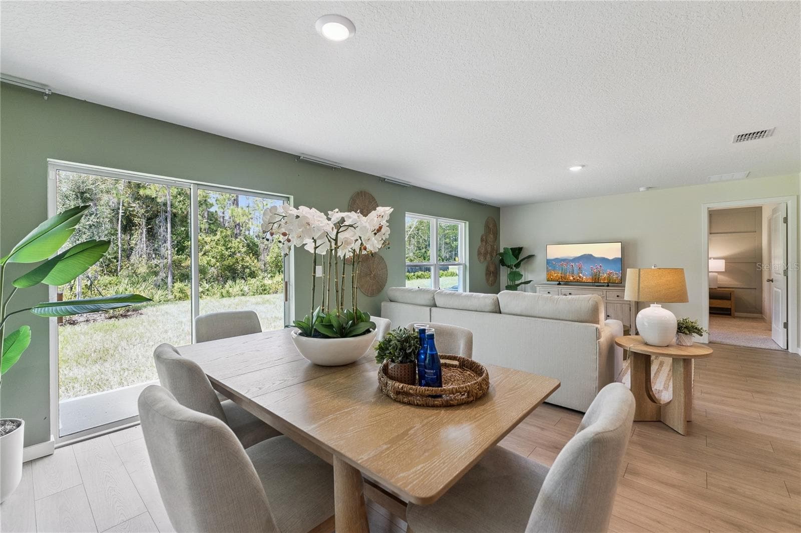 Single Family Residence at 22 AMBERWOOD LN, ORMOND BEACH, photo 9 of 28