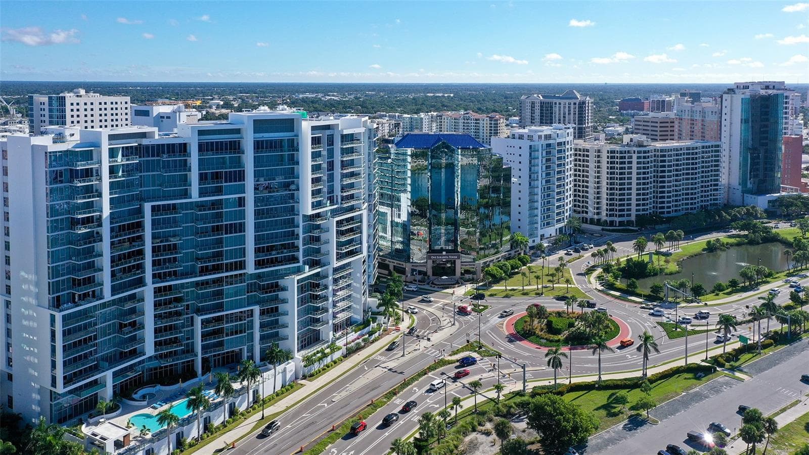 The VUE places you in the heart of downtown Sarasota, just steps from acclaimed restaurants, vibrant arts and culture, boutique shopping, and the city’s best entertainment. - 1155 N GULFSTREAM AVE #207, SARASOTA