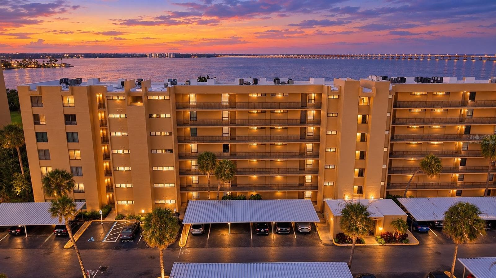 2617 COVE CAY DR #107