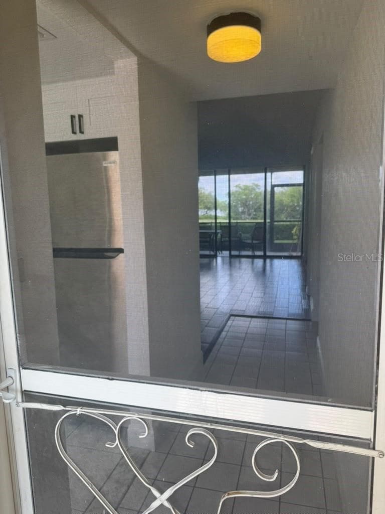 Welcome in! - 2617 COVE CAY DR #107, CLEARWATER