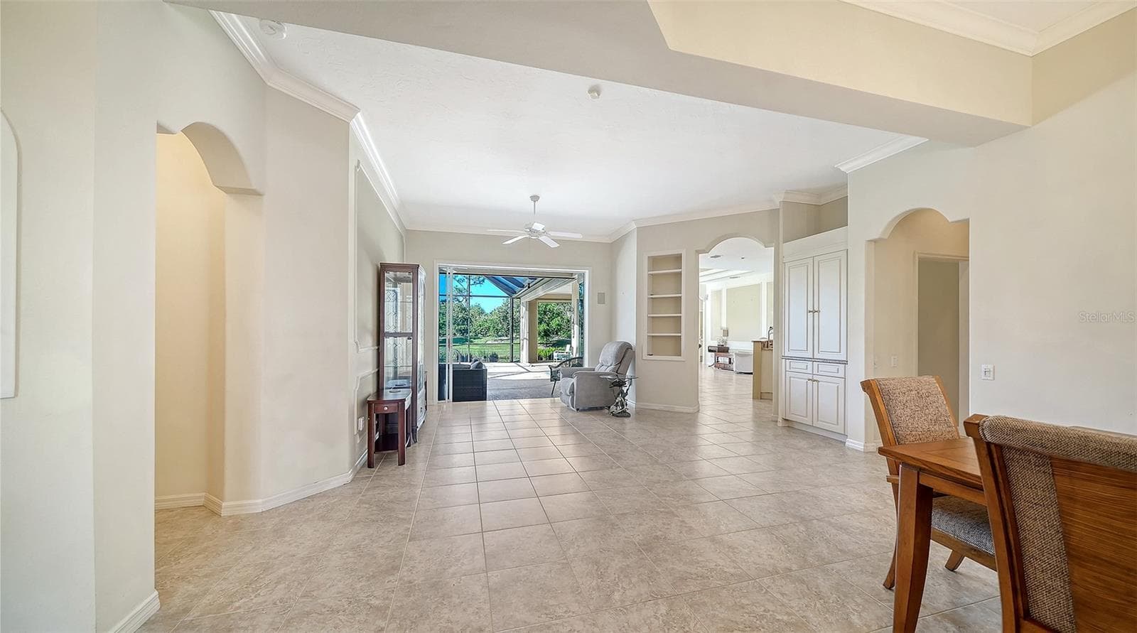 Single Family Residence at 8922 BLOOMFIELD BLVD, SARASOTA, photo 6 of 43