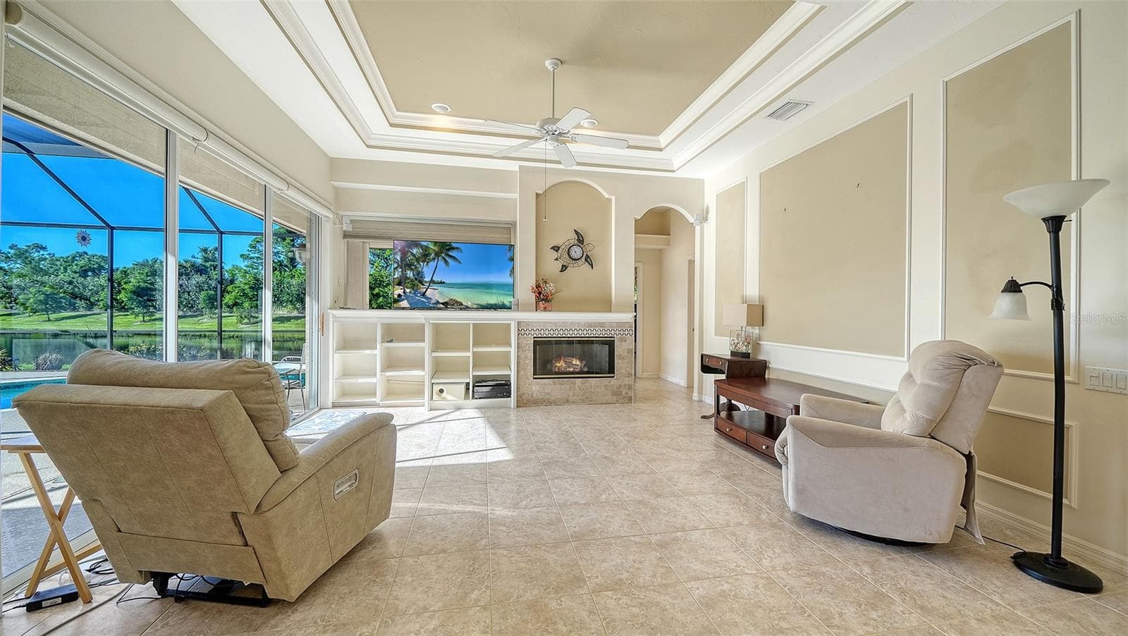 Single Family Residence at 8922 BLOOMFIELD BLVD, SARASOTA, photo 11 of 43