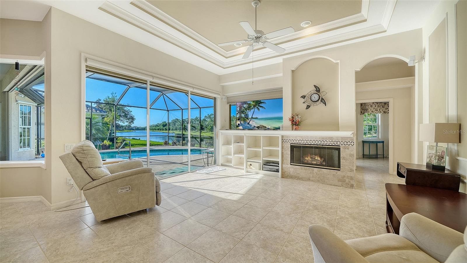Single Family Residence at 8922 BLOOMFIELD BLVD, SARASOTA, photo 12 of 43