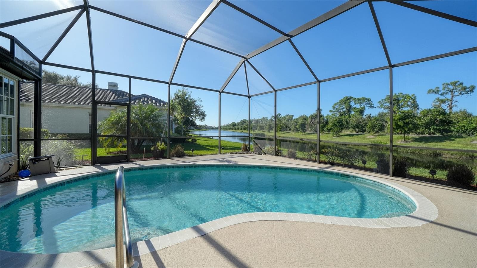 Single Family Residence at 8922 BLOOMFIELD BLVD, SARASOTA, photo 34 of 43