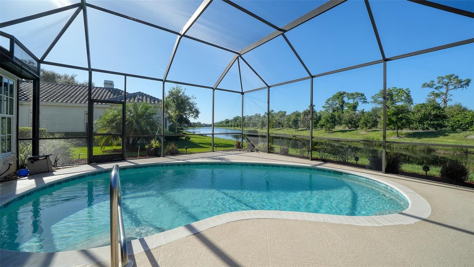 Single Family Residence at 8922 BLOOMFIELD BLVD, SARASOTA, photo 35 of 43