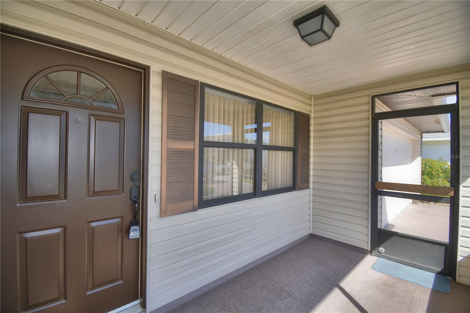Single Family Residence at 4828 SQUIRE HOLLOW DR, LAKELAND, photo 10 of 111