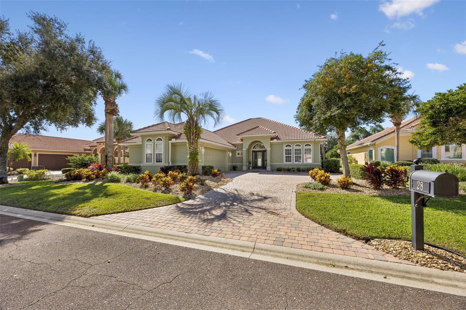 Single Family Residence at 28 OAK VIEW CIR E, PALM COAST, photo 3 of 100