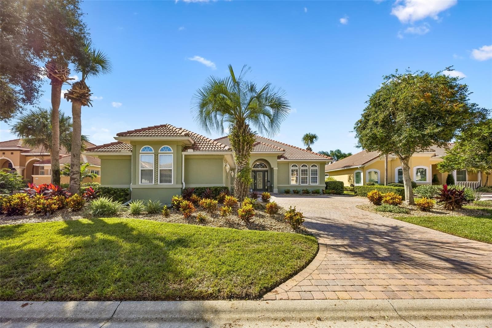 Single Family Residence at 28 OAK VIEW CIR E, PALM COAST, photo 4 of 100