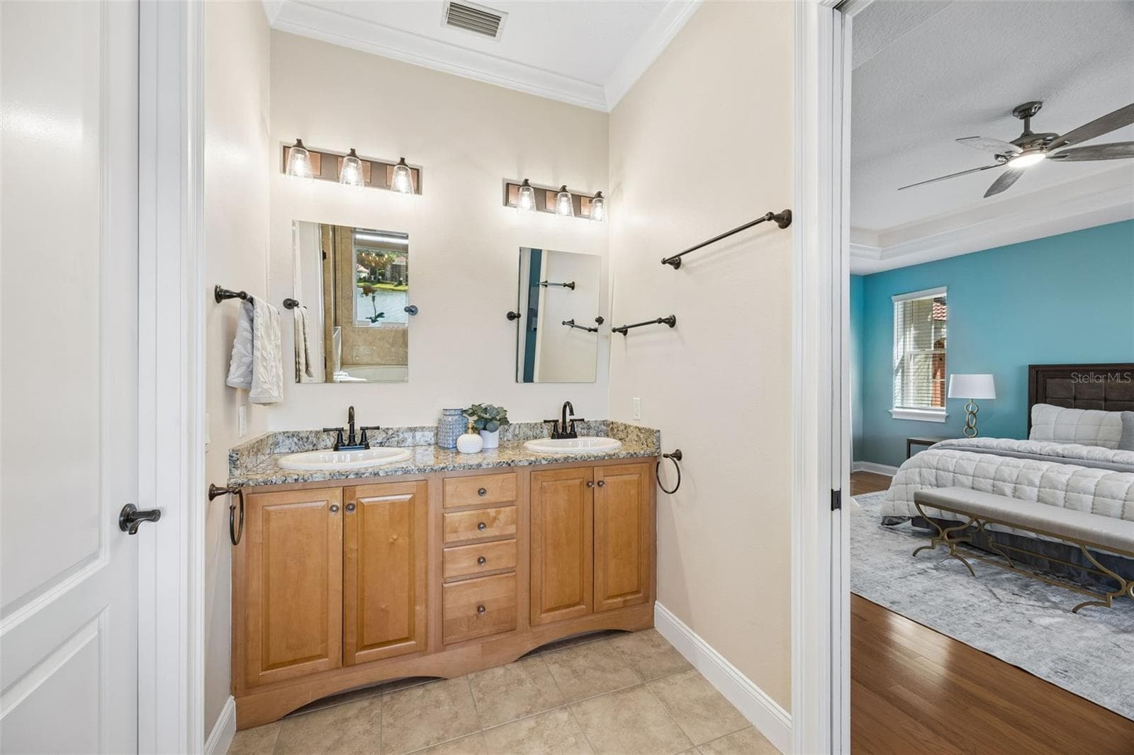 Single Family Residence at 28 OAK VIEW CIR E, PALM COAST, photo 25 of 100