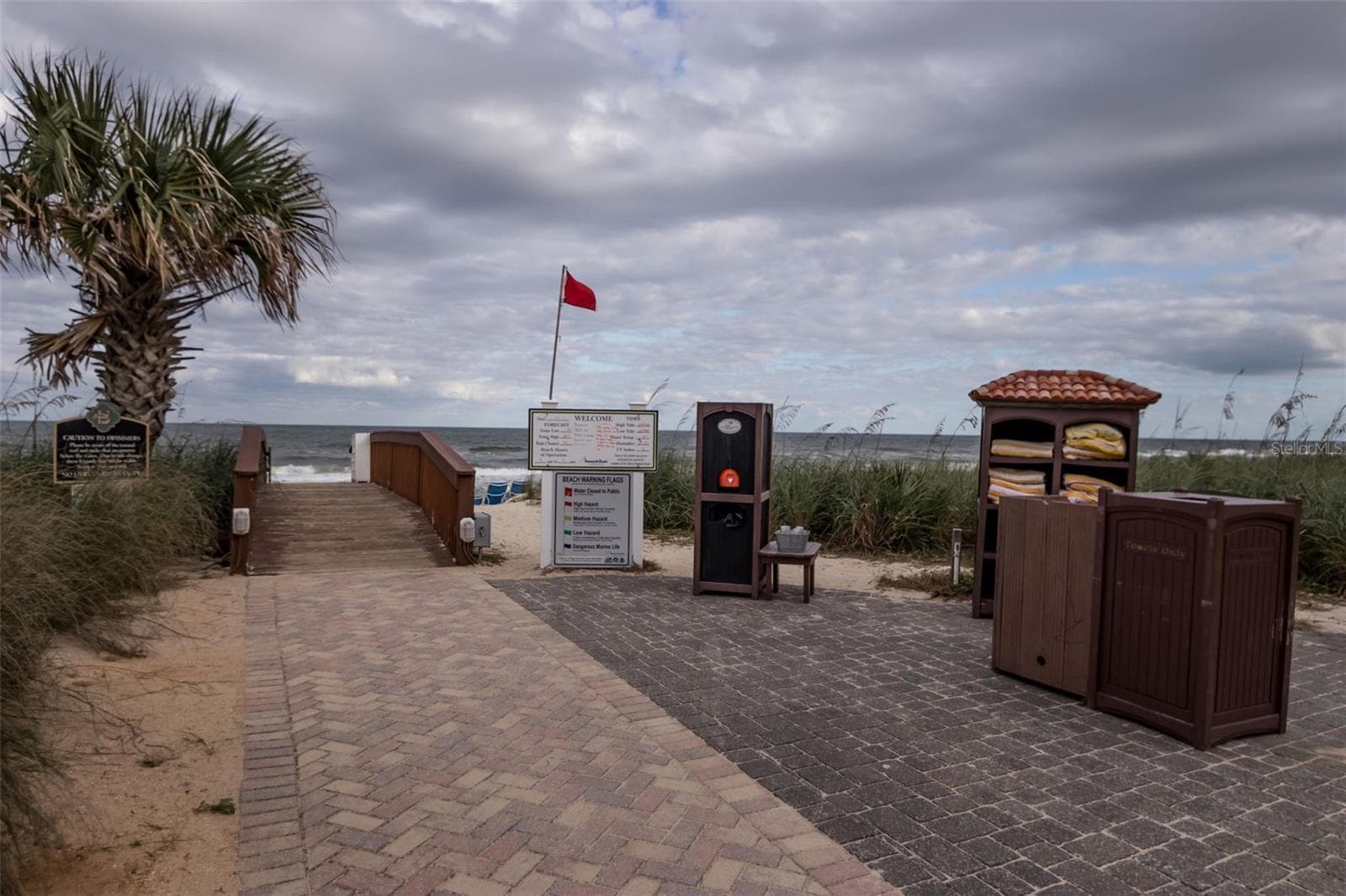 Single Family Residence at 28 OAK VIEW CIR E, PALM COAST, photo 100 of 100