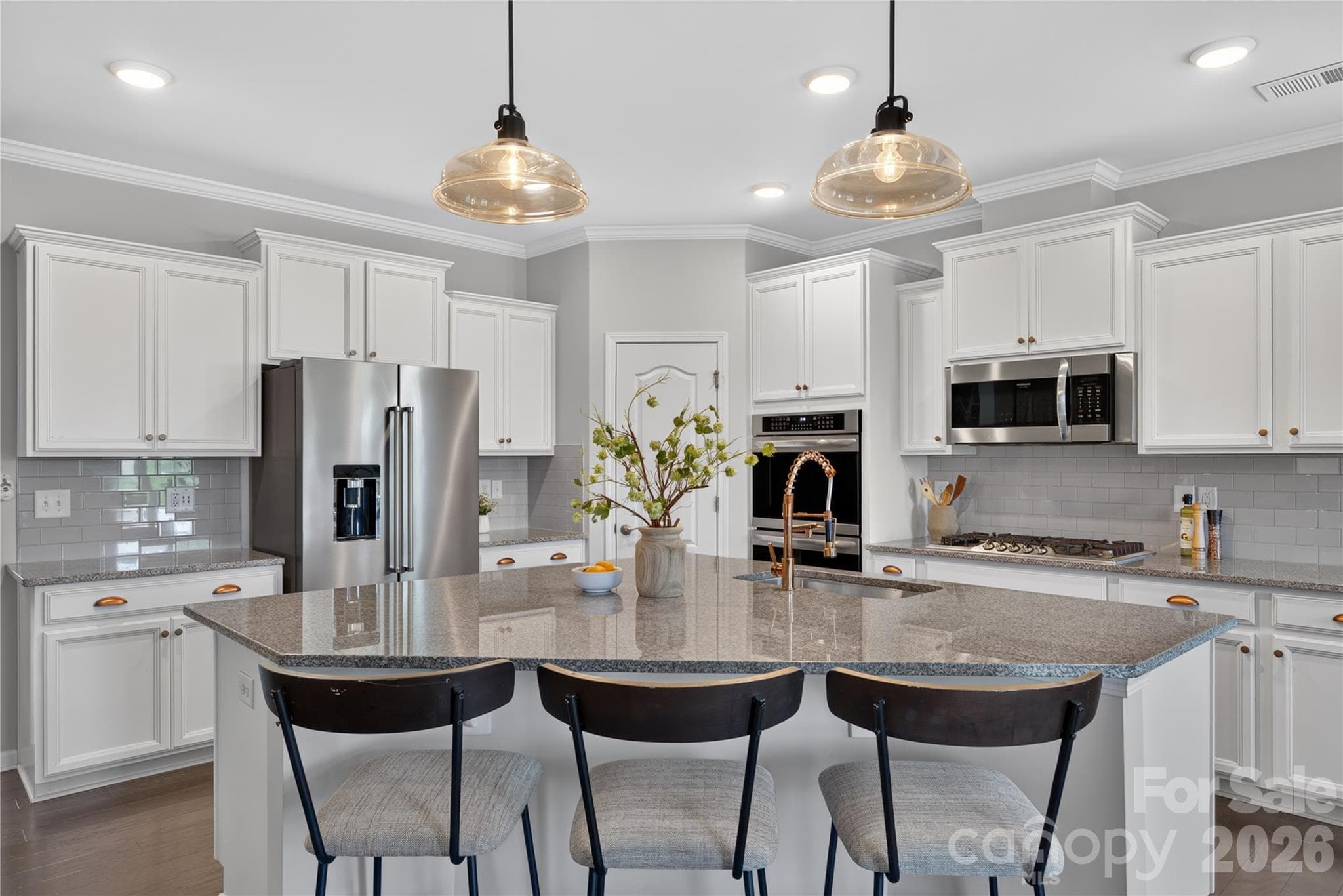 What a gorgeous kitchen! - 16815 Lookout Landing Lane, Charlotte