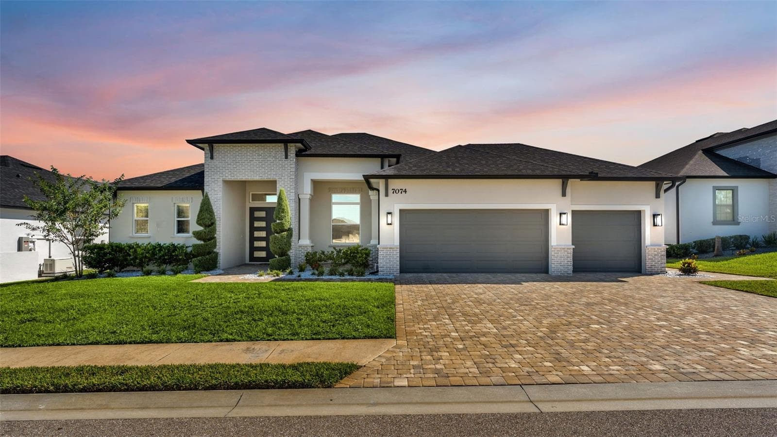 Single Family Residence at 7074 BENTRIDGE DR, LAKELAND, photo 2 of 94
