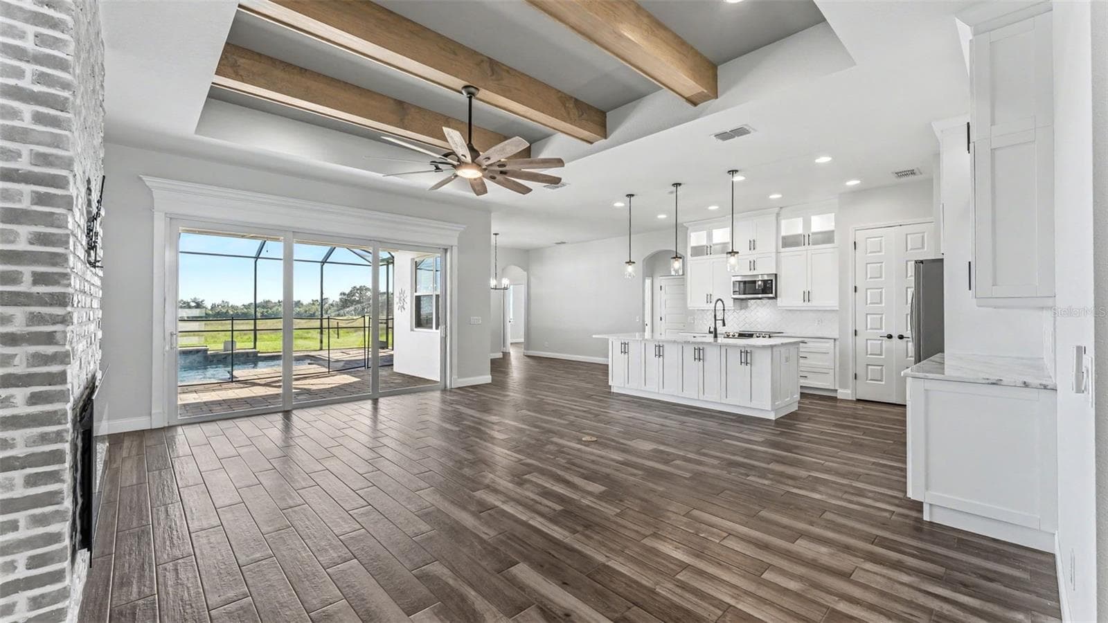 Single Family Residence at 7074 BENTRIDGE DR, LAKELAND, photo 9 of 94