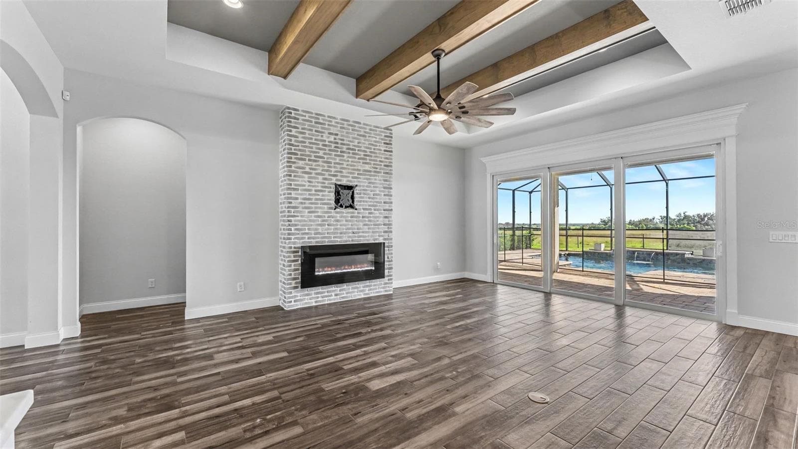 Single Family Residence at 7074 BENTRIDGE DR, LAKELAND, photo 11 of 94
