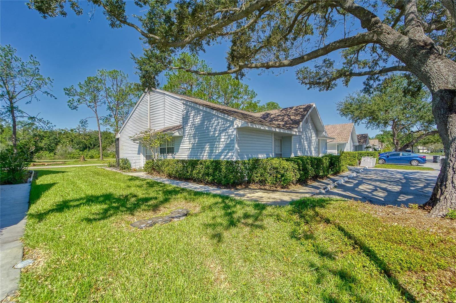 Villa at 16216 RAMBLING VINE DR W, TAMPA, photo 53 of 54