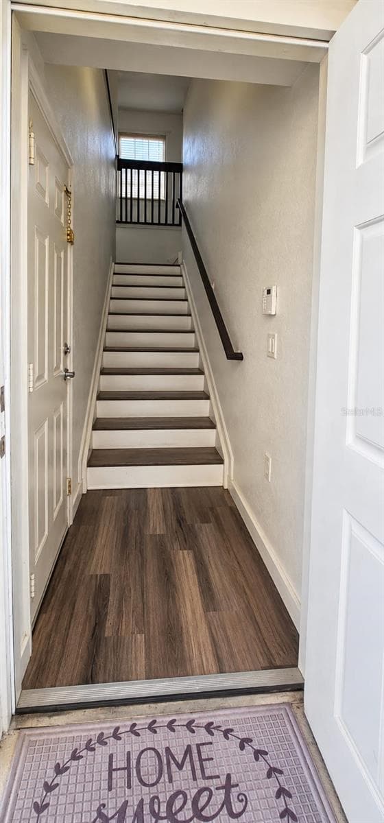 Condominium at 512 HOCKENDALE CV #1, SANFORD, photo 7 of 35