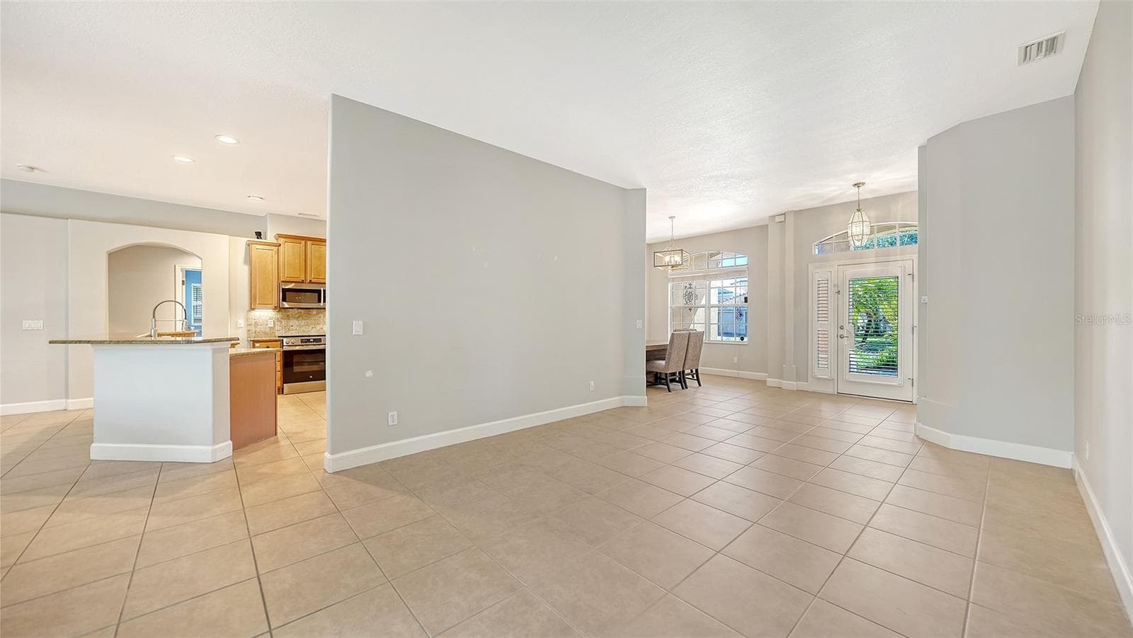 Single Family Residence at 819 GOLDEN POND CT, OSPREY, photo 7 of 51