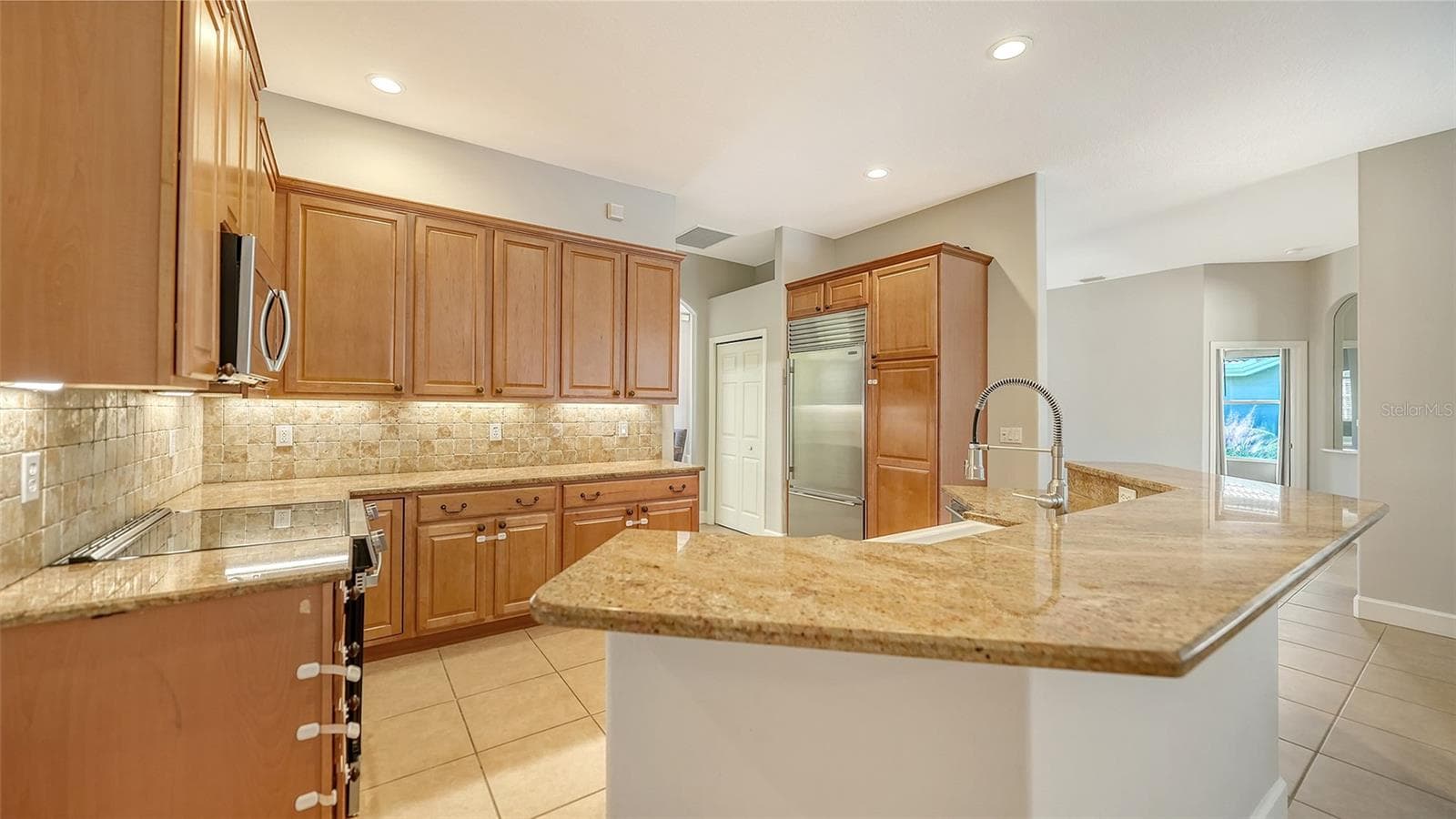 Single Family Residence at 819 GOLDEN POND CT, OSPREY, photo 11 of 51