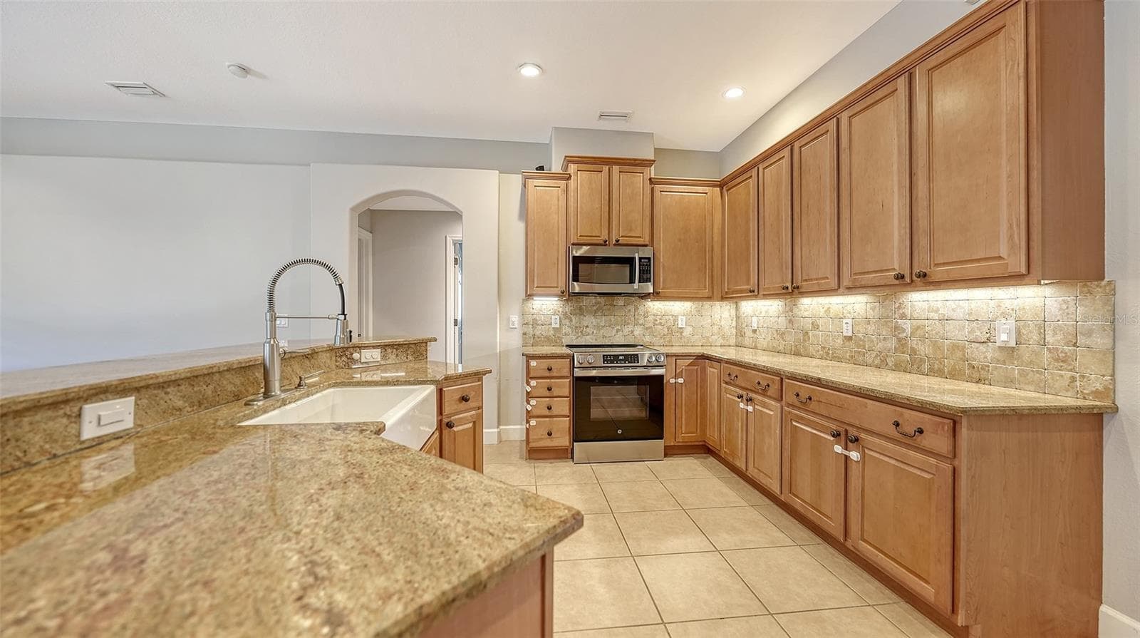 Single Family Residence at 819 GOLDEN POND CT, OSPREY, photo 12 of 51