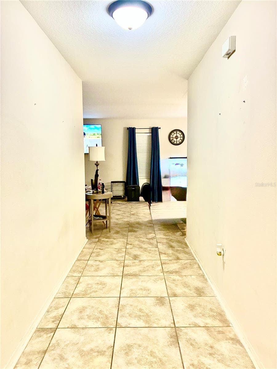 Single Family Residence at 4390 SUN CENTER RD, MULBERRY, photo 10 of 14