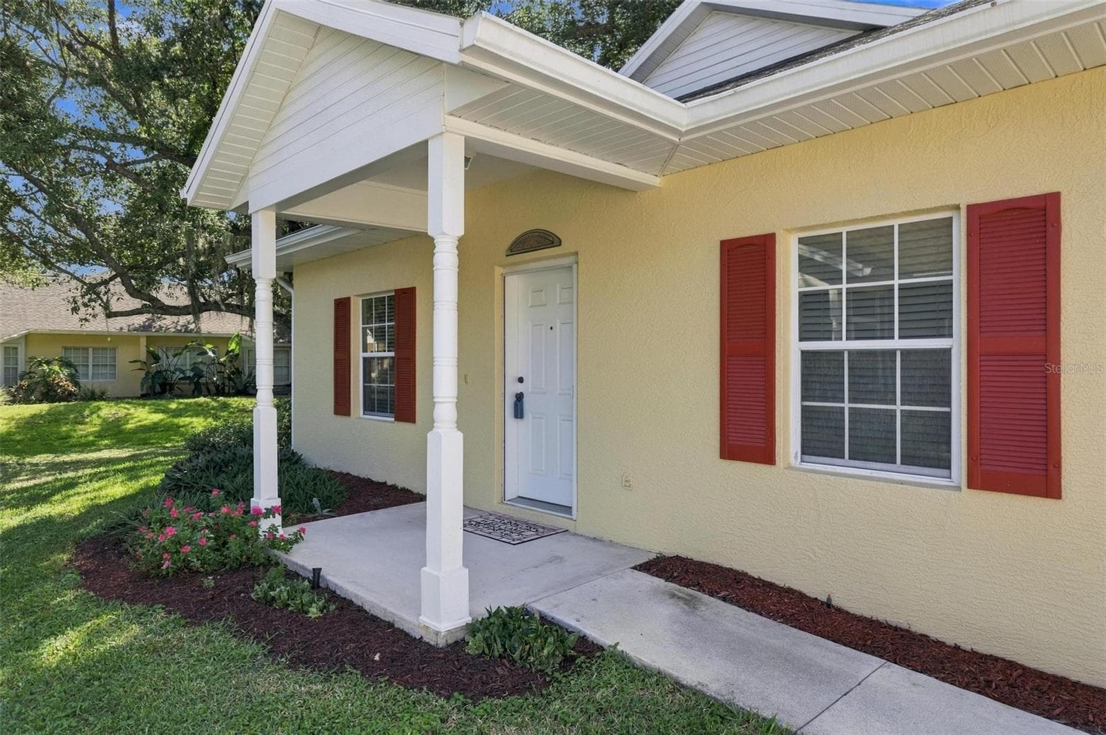 1284 GREEN OAK TRL