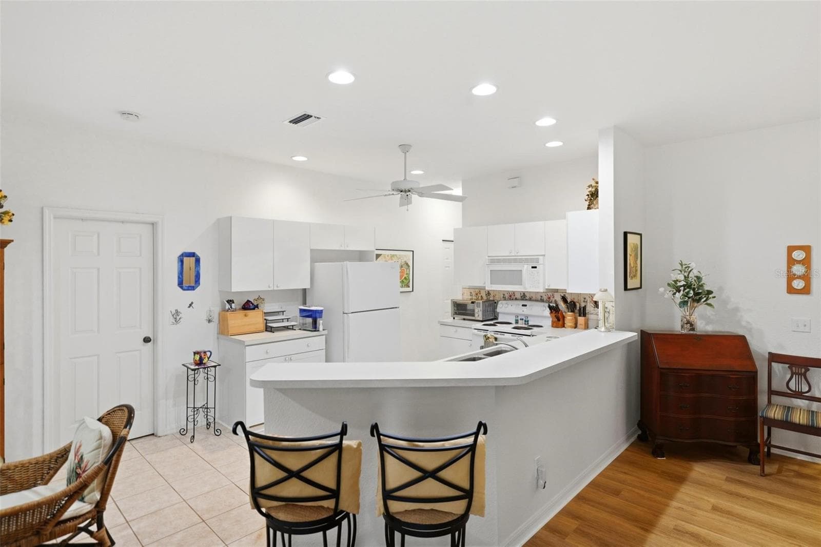 Single Family Residence at 1284 GREEN OAK TRL, PORT CHARLOTTE, photo 11 of 58