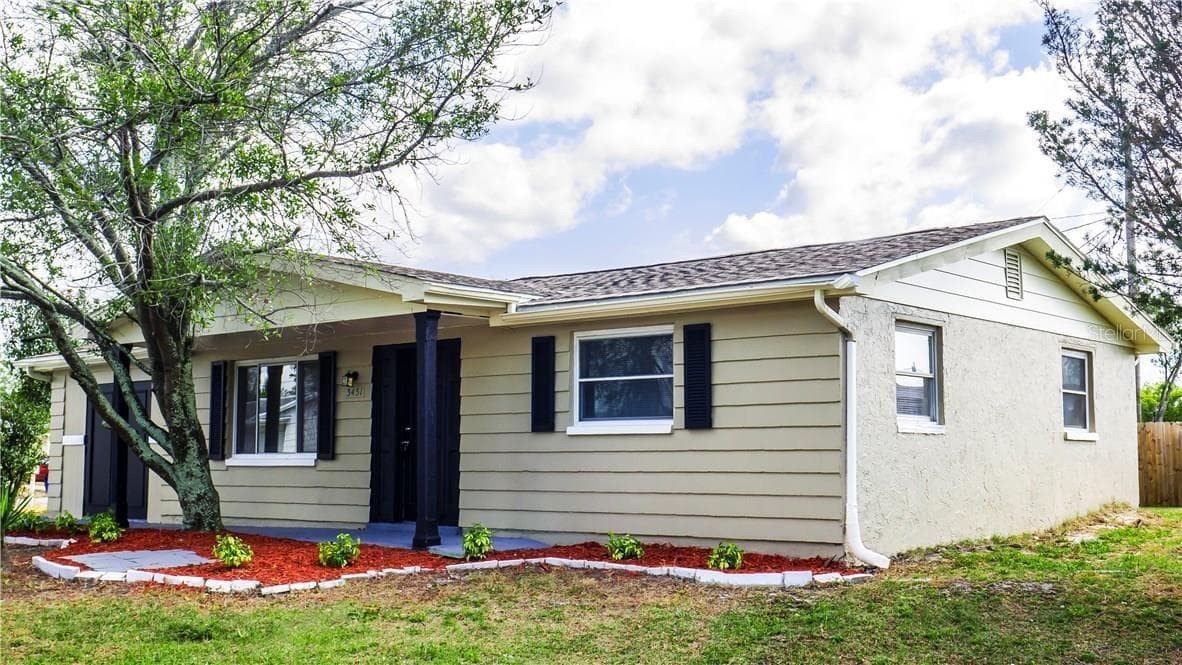 3451 DEVONSHIRE DR