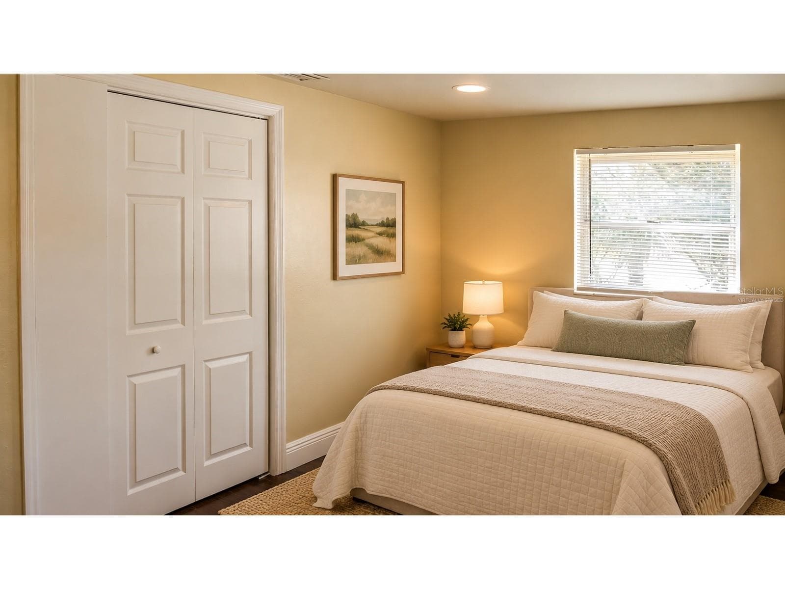 Virtually staged - 3451 DEVONSHIRE DR, HOLIDAY