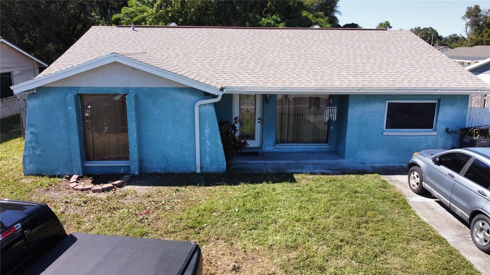 Single Family Residence at 8906 PEPPERMILL CT, TAMPA, photo 2 of 20