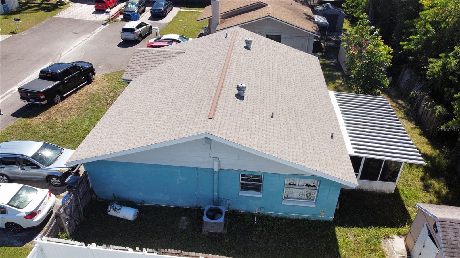 Single Family Residence at 8906 PEPPERMILL CT, TAMPA, photo 5 of 20