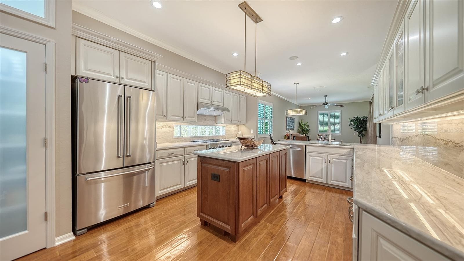 Single Family Residence at 5109 CANTABRIA CRST, SARASOTA, photo 27 of 70