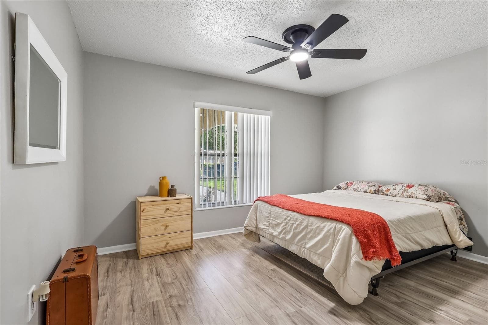Bedroom 2 has updated vinyl flooring - 1332 BOREAS DR, ORLANDO