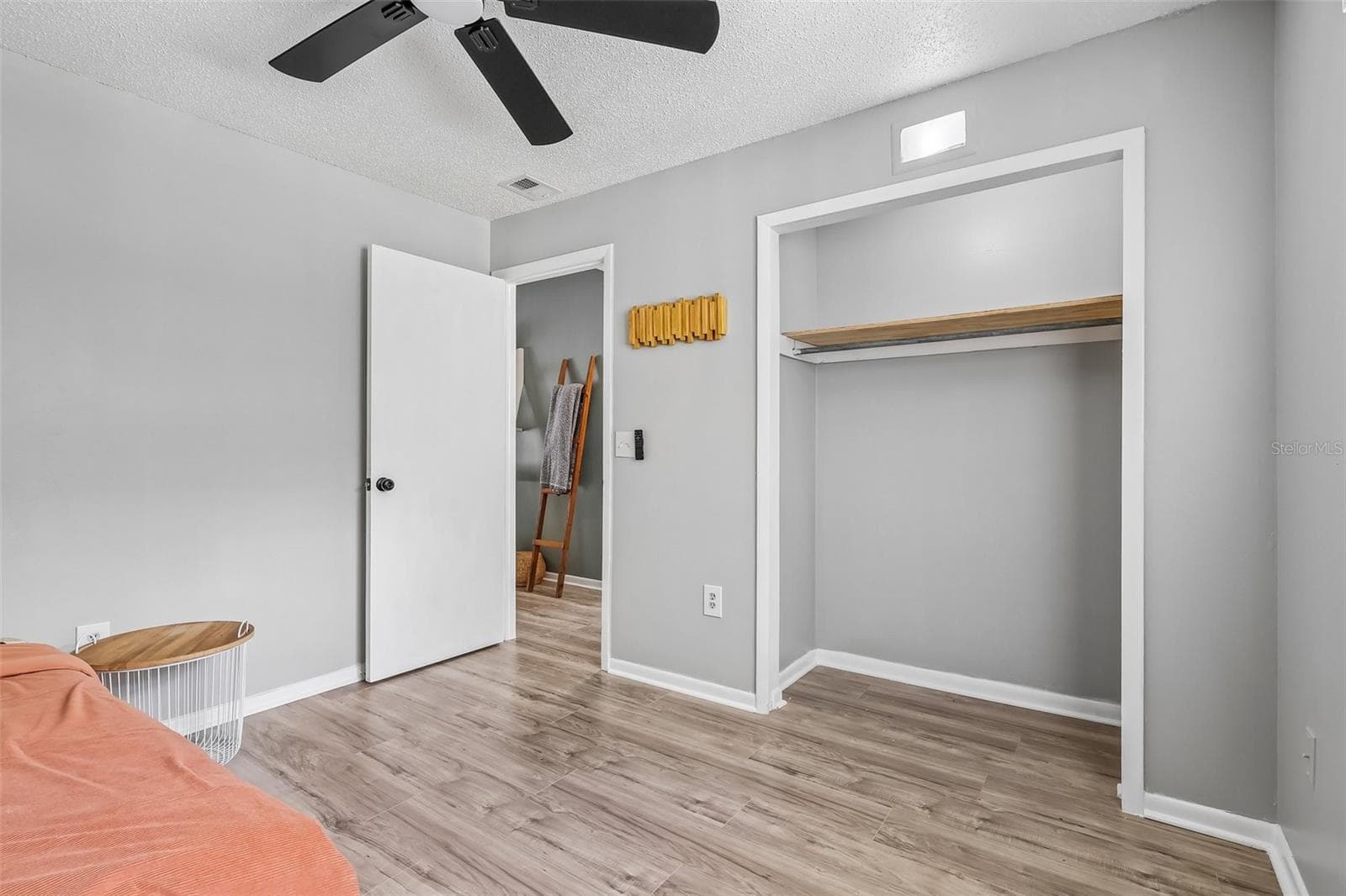 Bedroom 3 a nice sized closet and a ceiling fan. Great for kids, guests, or even an office. - 1332 BOREAS DR, ORLANDO