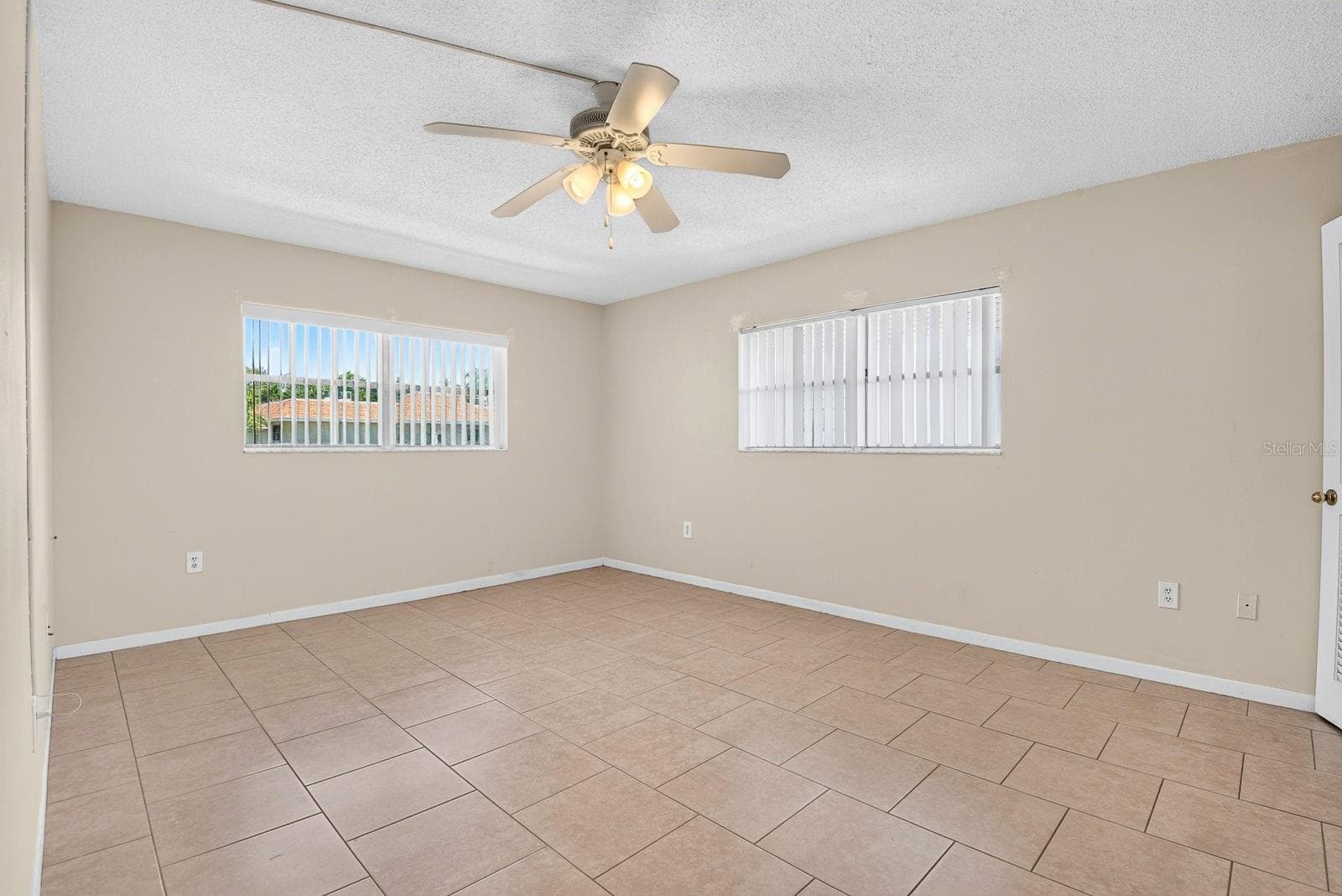 Condominium at 2727 75TH ST W #7A15, BRADENTON, photo 12 of 27