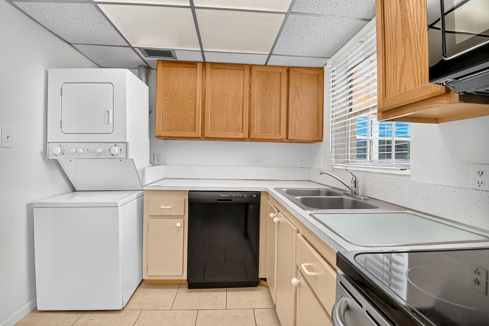 Condominium at 2727 75TH ST W #7A15, BRADENTON, photo 15 of 27