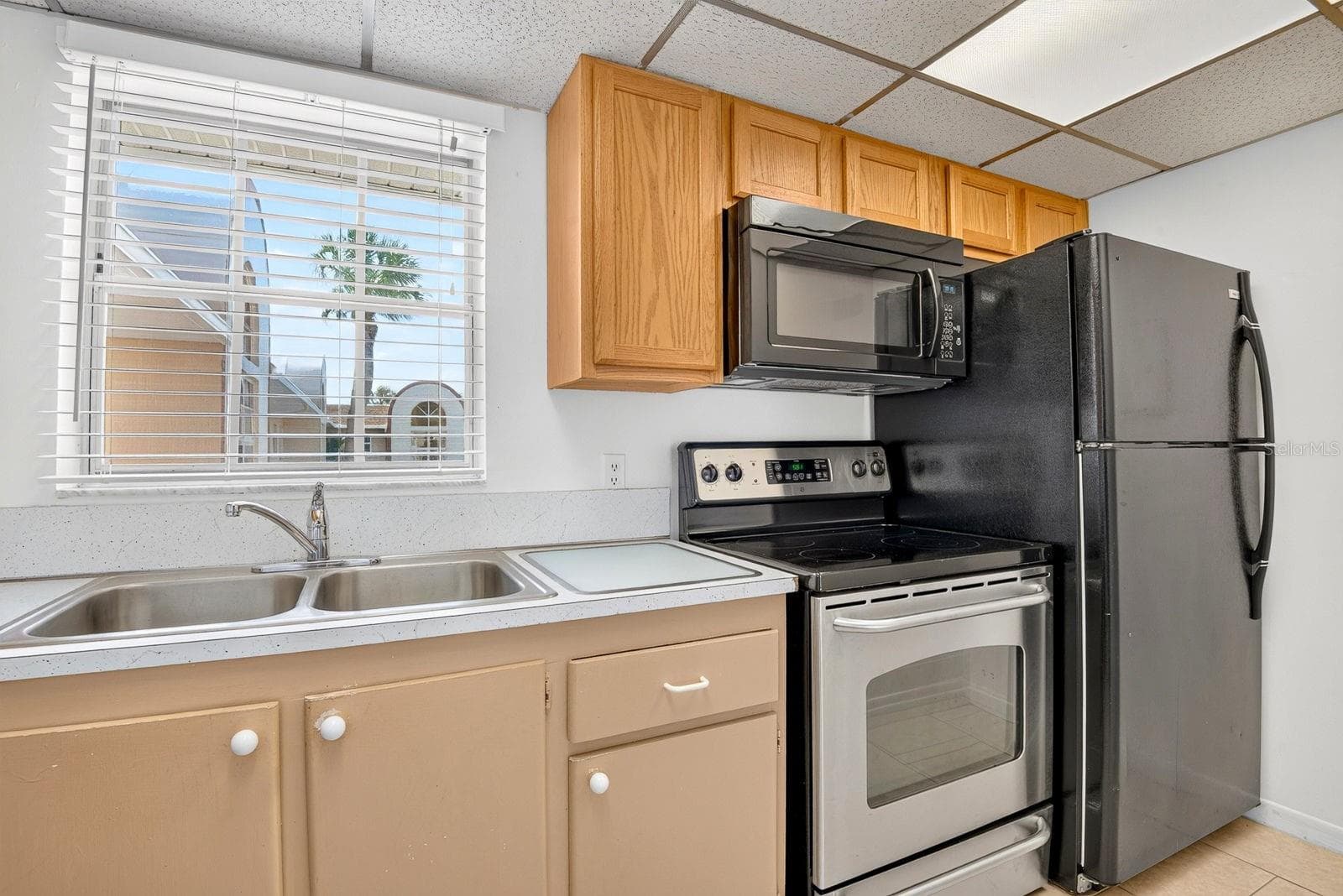 Condominium at 2727 75TH ST W #7A15, BRADENTON, photo 16 of 27