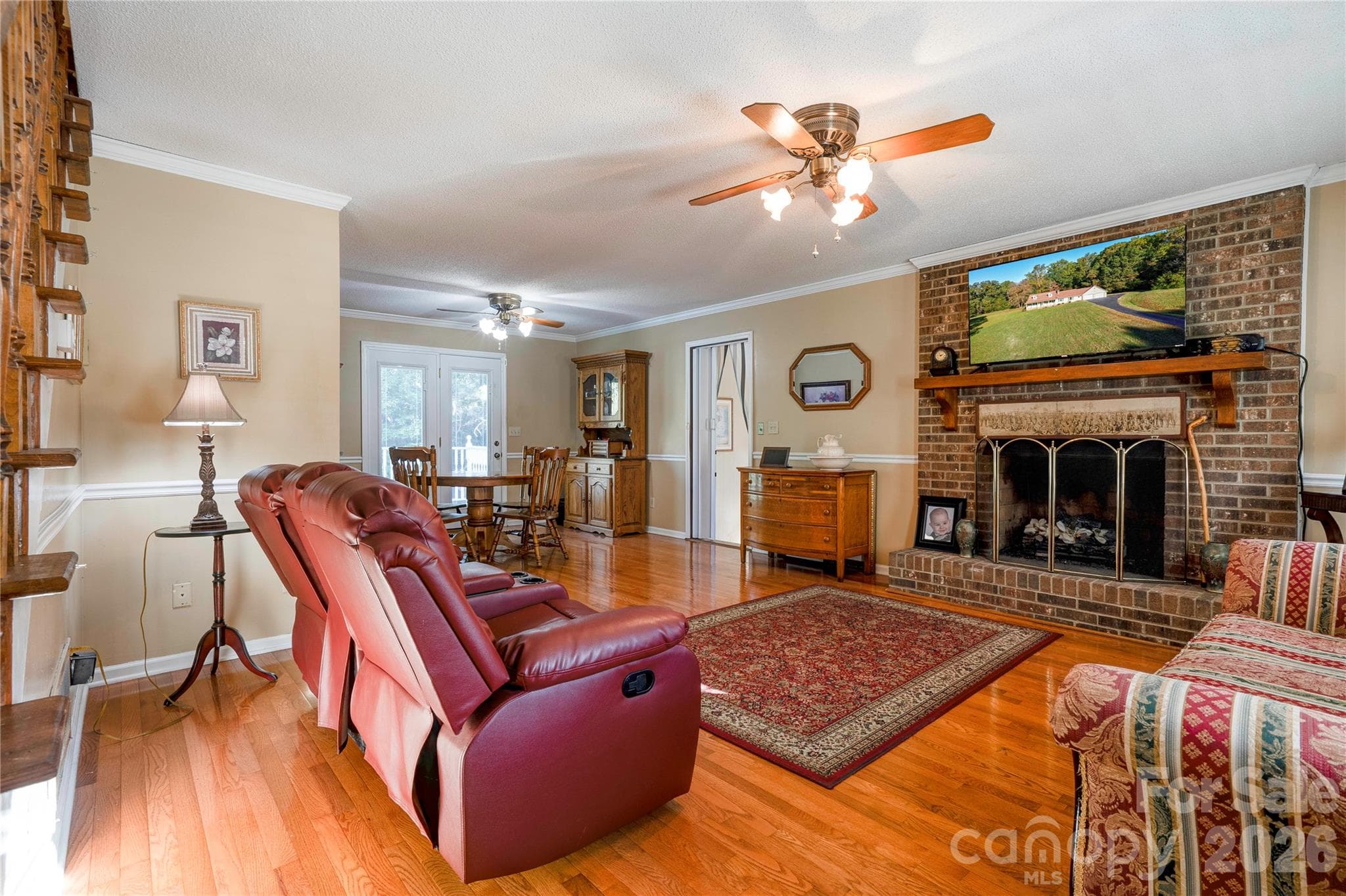 Living Room - 1550 Burke Road, Shelby