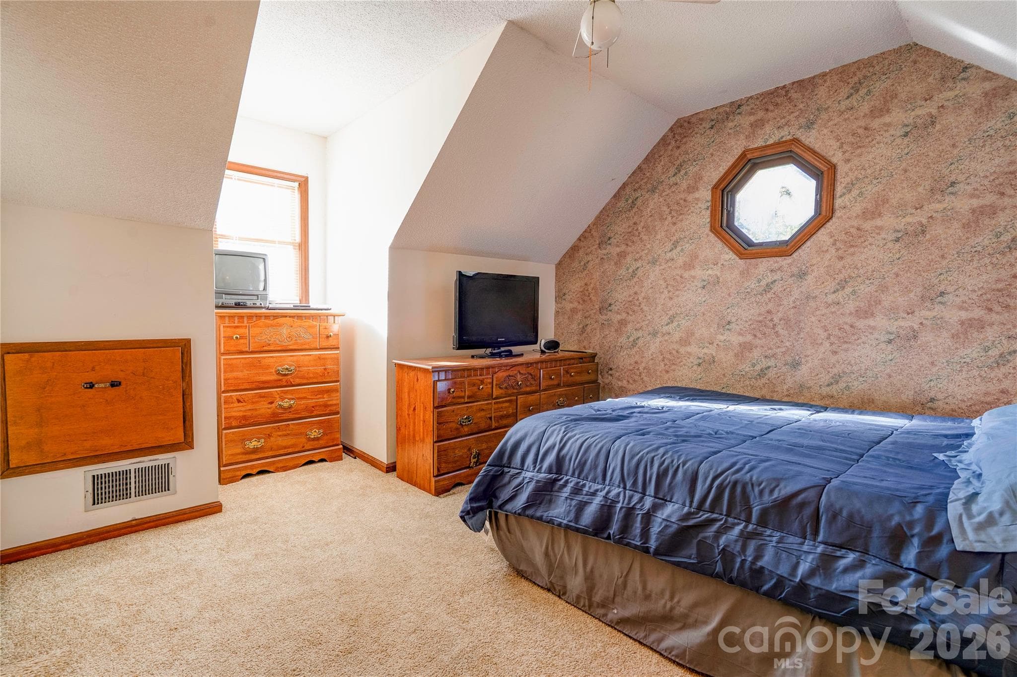 Bedroom 3 - 1550 Burke Road, Shelby