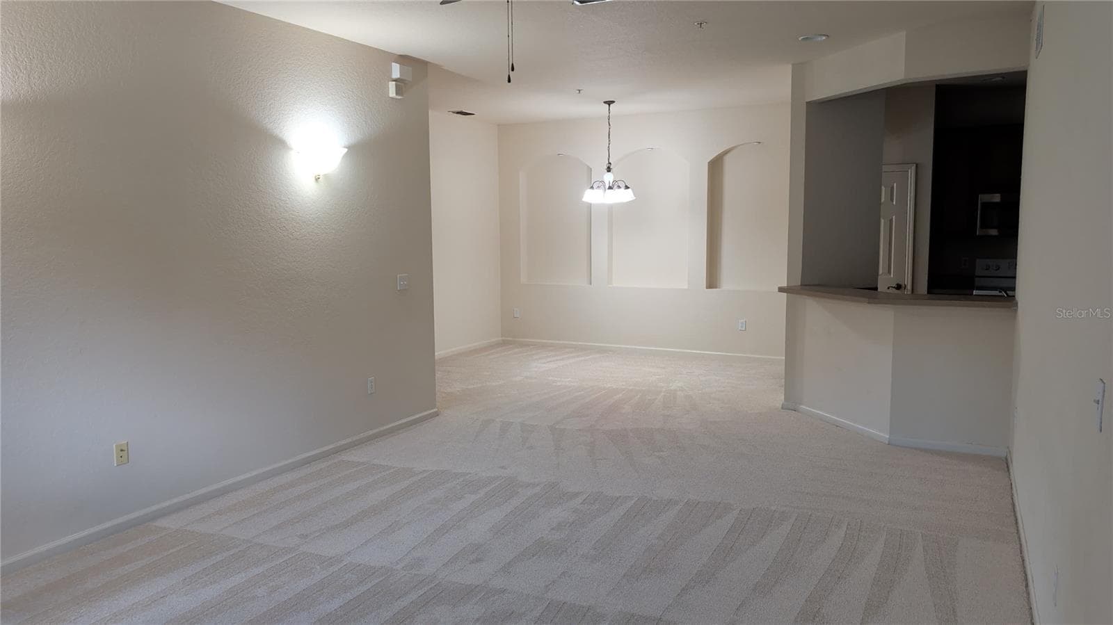 Condominium at 3000 LAUREL PARK LN #107, KISSIMMEE, photo 5 of 17