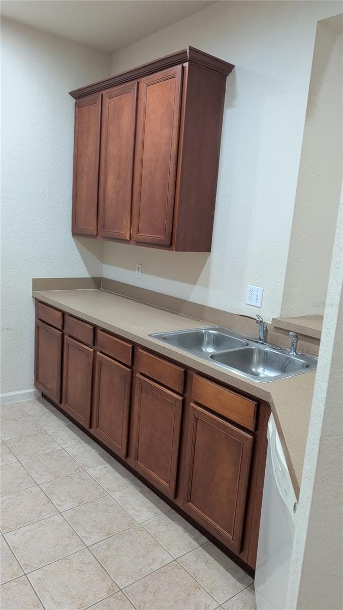 Condominium at 3000 LAUREL PARK LN #107, KISSIMMEE, photo 9 of 17