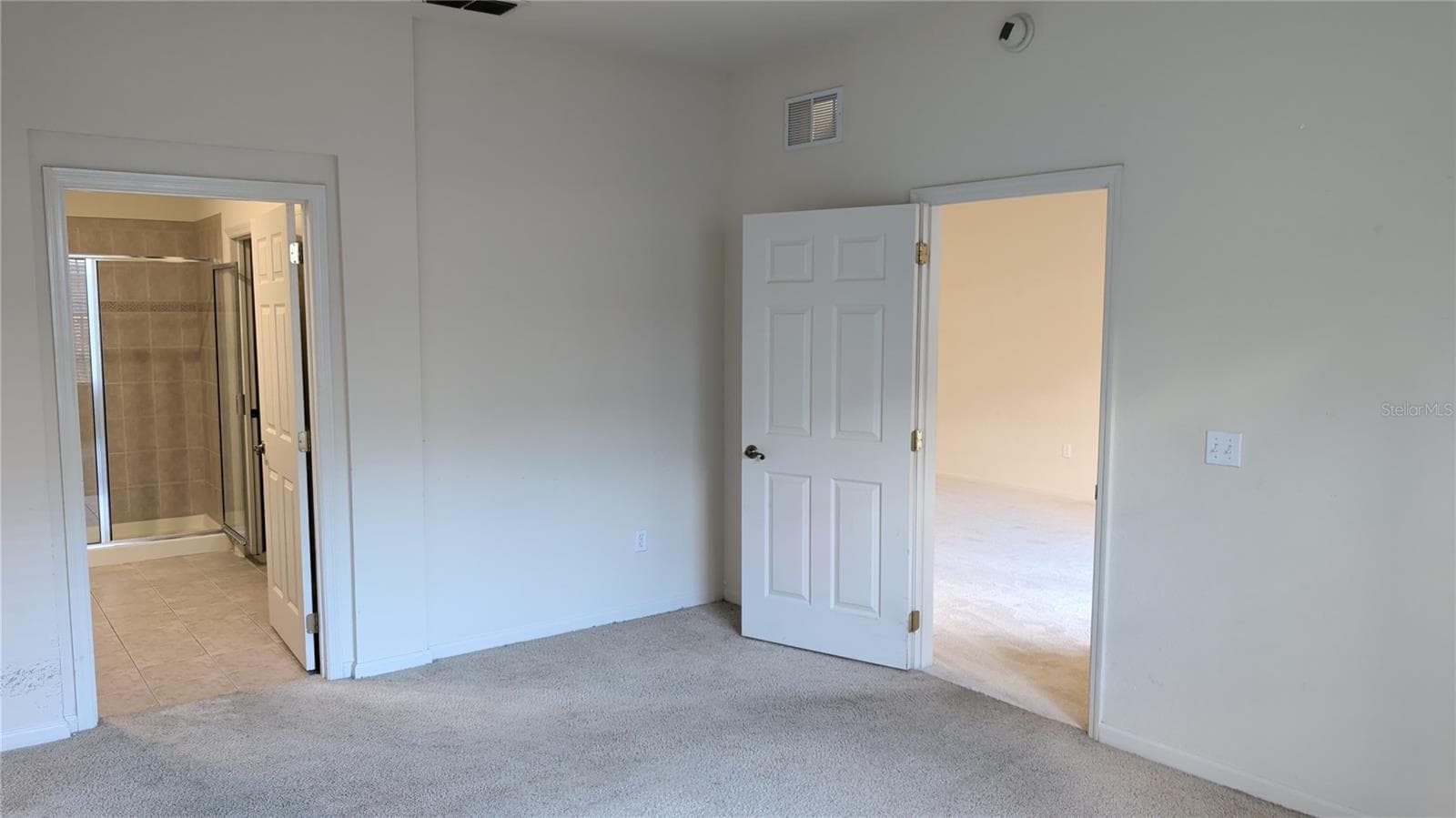 Condominium at 3000 LAUREL PARK LN #107, KISSIMMEE, photo 11 of 17