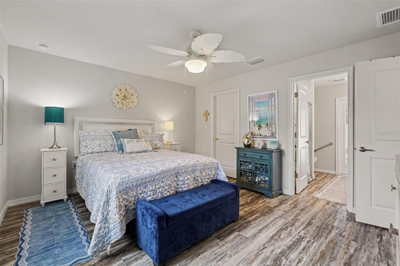 Single Family Residence at 7451 BLACKBIRD AVE, WEEKI WACHEE, photo 12 of 29