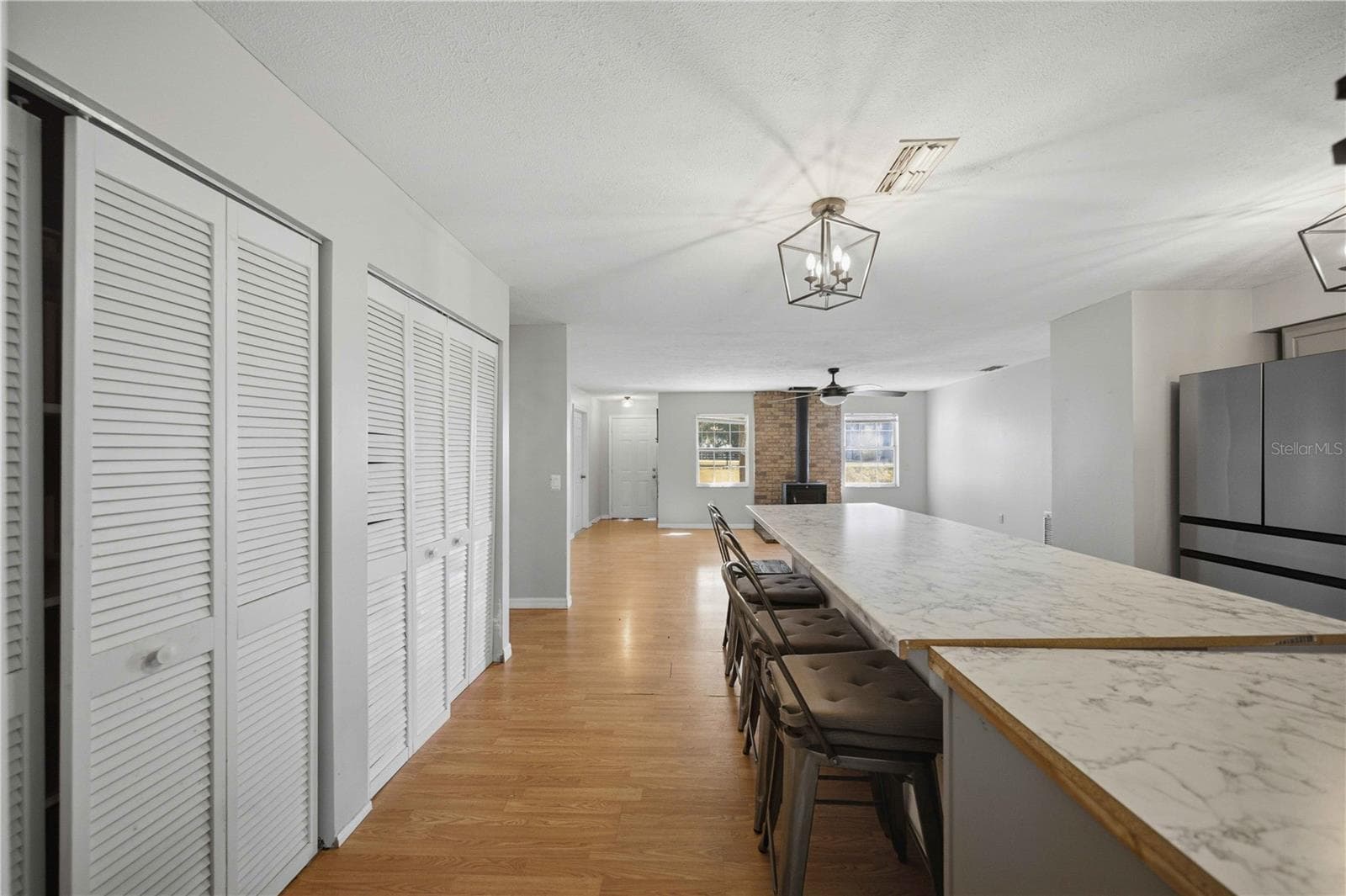 Single Family Residence at 15600 NE JACKSONVILLE RD, CITRA, photo 8 of 28