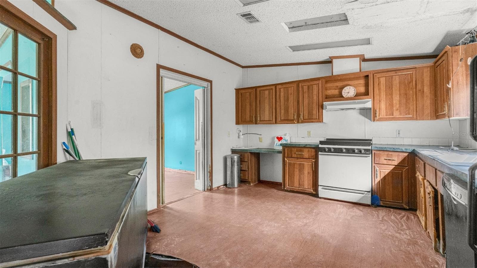 Manufactured Home at 4817 NW 244TH AVE, ALACHUA, photo 11 of 30