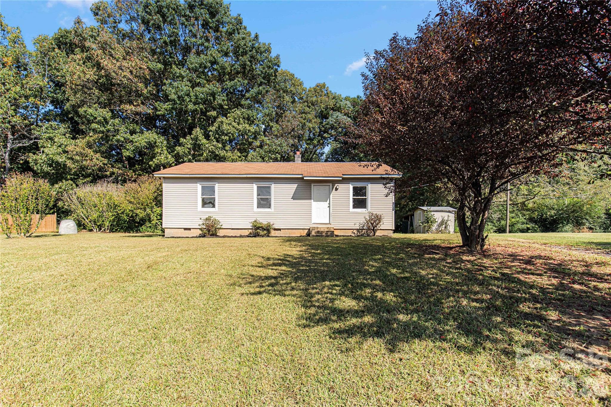 Single Family Residence at 3748 Jenkins Road, Clover