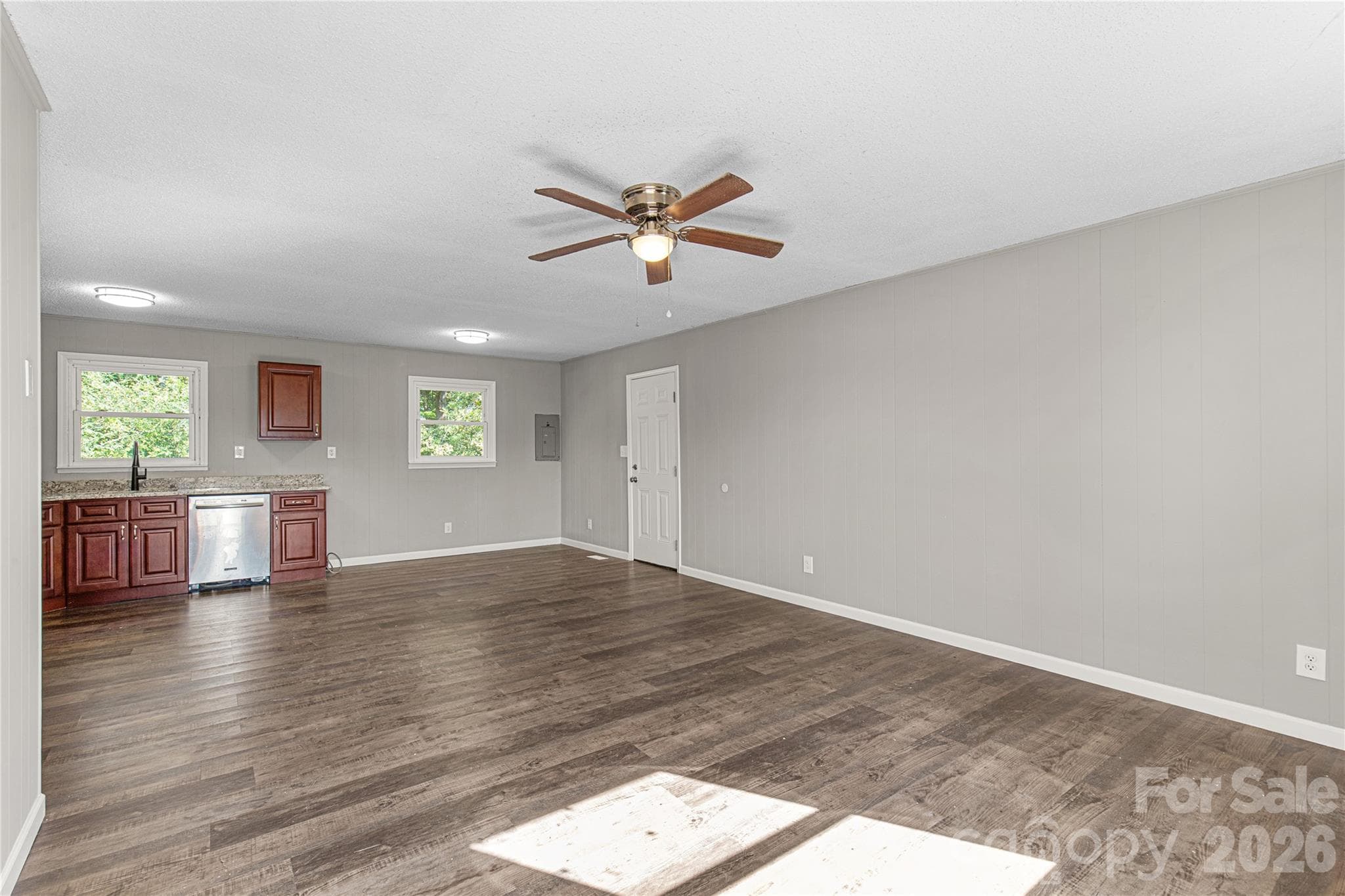 Single Family Residence at 3748 Jenkins Road, Clover, photo 4 of 29