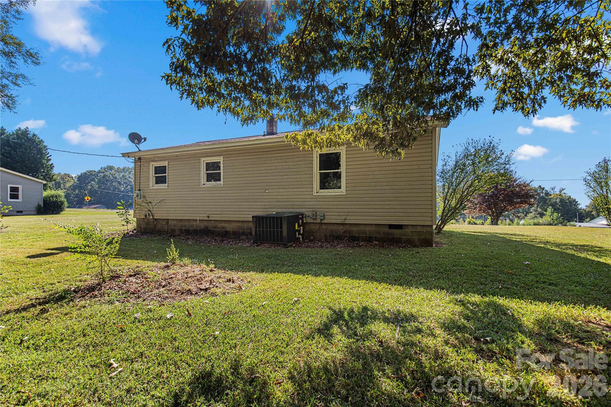Single Family Residence at 3748 Jenkins Road, Clover, photo 21 of 29