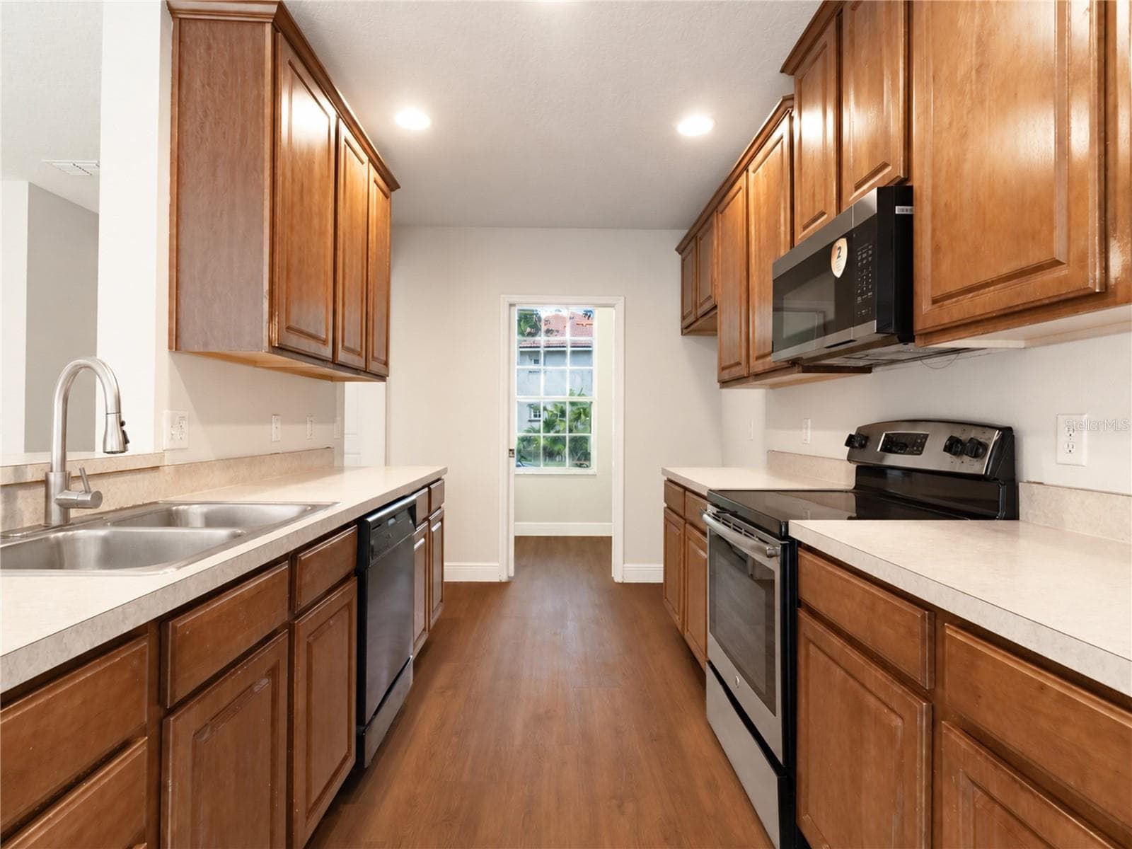 Townhouse at 3175 VIA OTERO DR, KISSIMMEE, photo 13 of 38