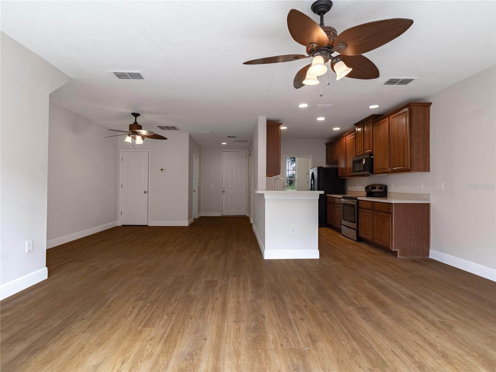 Townhouse at 3175 VIA OTERO DR, KISSIMMEE, photo 19 of 38