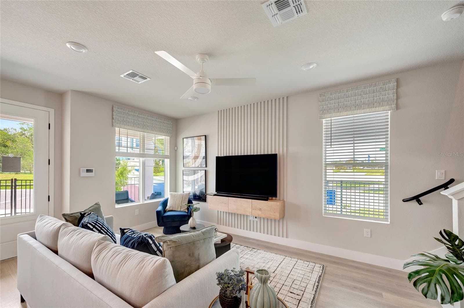 Family Room - 3551 CASPIAN CHERVIL ST, WESLEY CHAPEL